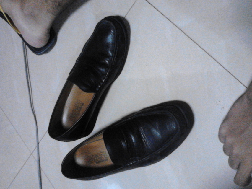 gibi black shoes price